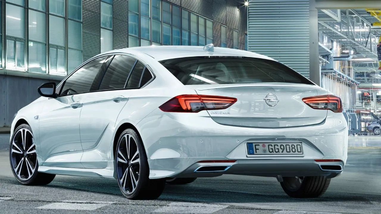 Opel Şartlara Uyanlara Özel Ek İndirim Getiriyor! Opel Eylül Fiyatları Belli Oldu 15