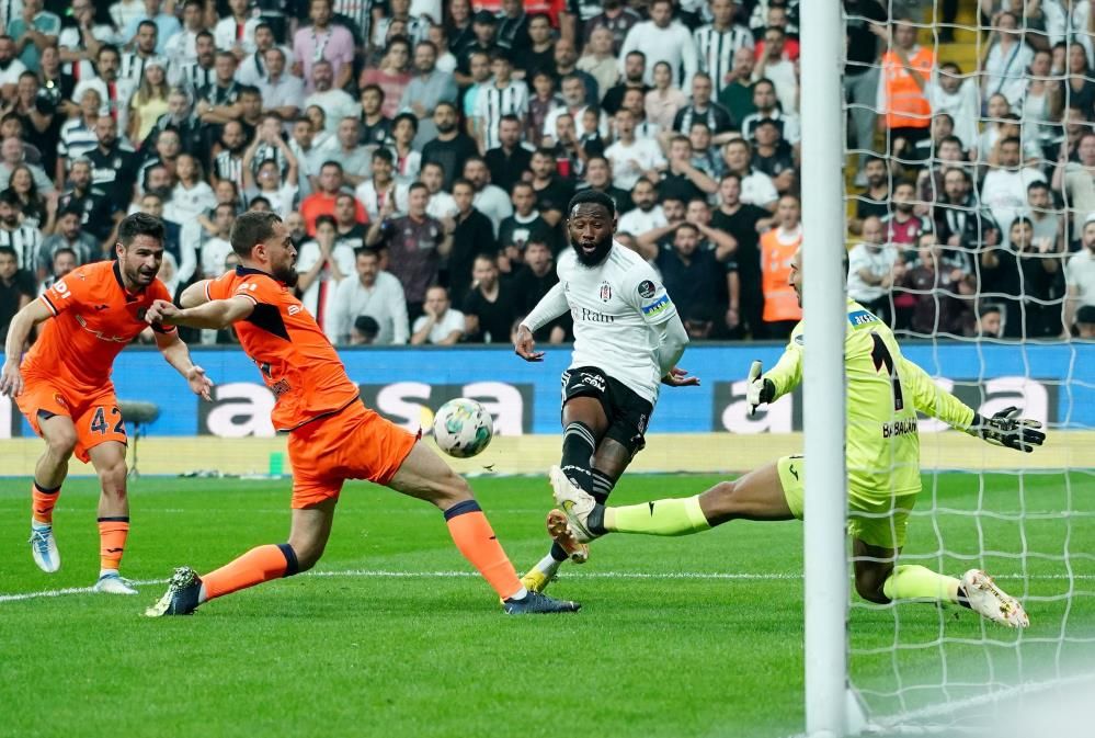 Fenerbahçe derbisi öncesi Beşiktaş'ta büyük tehlike 6