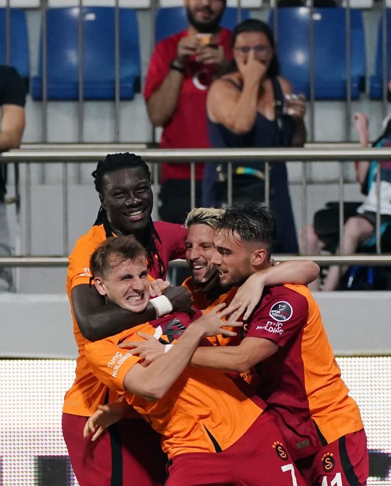 Galatasaray'da Süper Mario Jardel akıllara geldi! Bir dönem fırtına estirmişti... 5