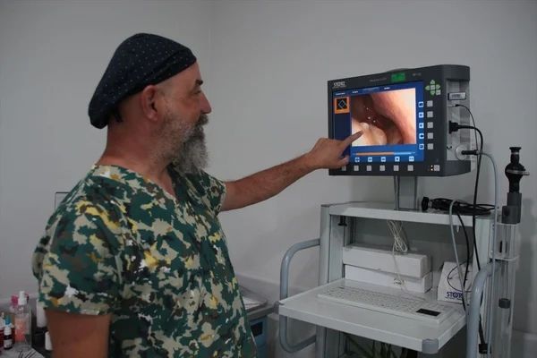 'Sürekli hapşırma' şikayetiyle doktora gitti hayatının şokunu yaşadı! Öyle bir şey çıktı ki... 5