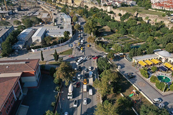 Vatandaşlardan İBB'nin Kazlıçeşme çalışmasına tepki: Lağım kokusu isyan ettirdi 4