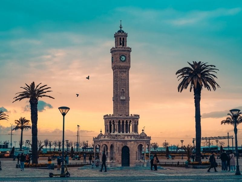 İzmirliler sonbaharda yaz mevsimini yaşayacak! İşte 15 Eylül İzmir hava durumu 1