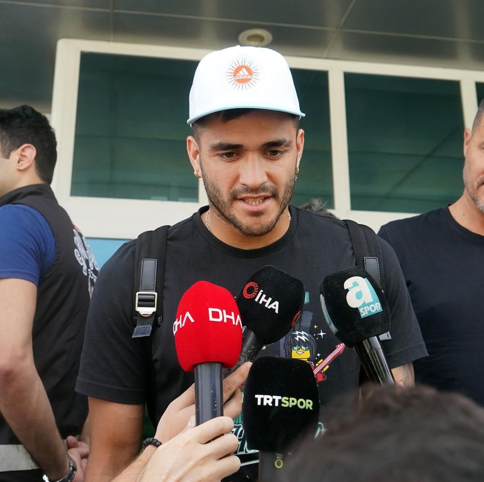 Maxi Gomez gelir gelmez hayatının şokunu yaşadı 1