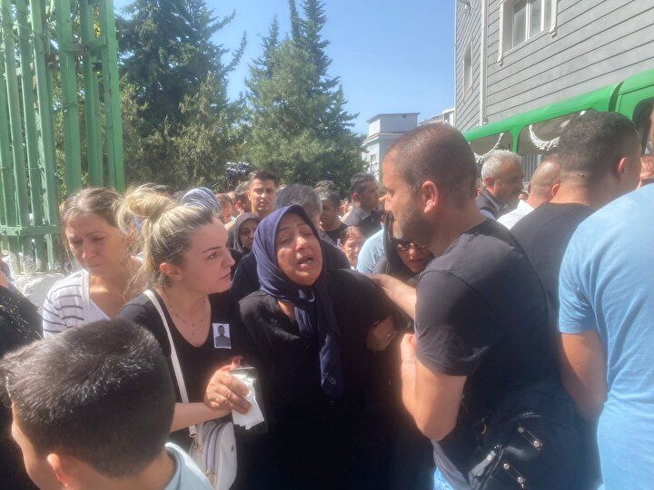 Esenyurt'ta güvenlik görevlisini kalbinden bıçaklayan zanlılar tutuklandı 10