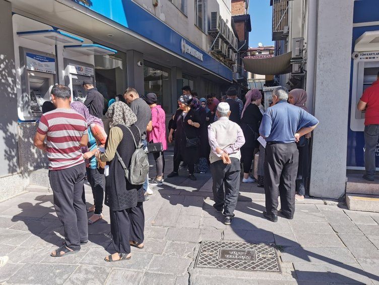 TOKİ sosyal konut başvurularında dikkat çeken detay! Bunu yapan kura dışı kalacak... 13