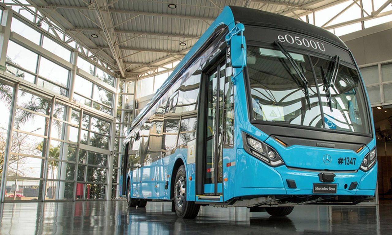 Mercedes - Benz Türk’den dev hamle! Yeni hibrit otobüs satışa sunuldu 3