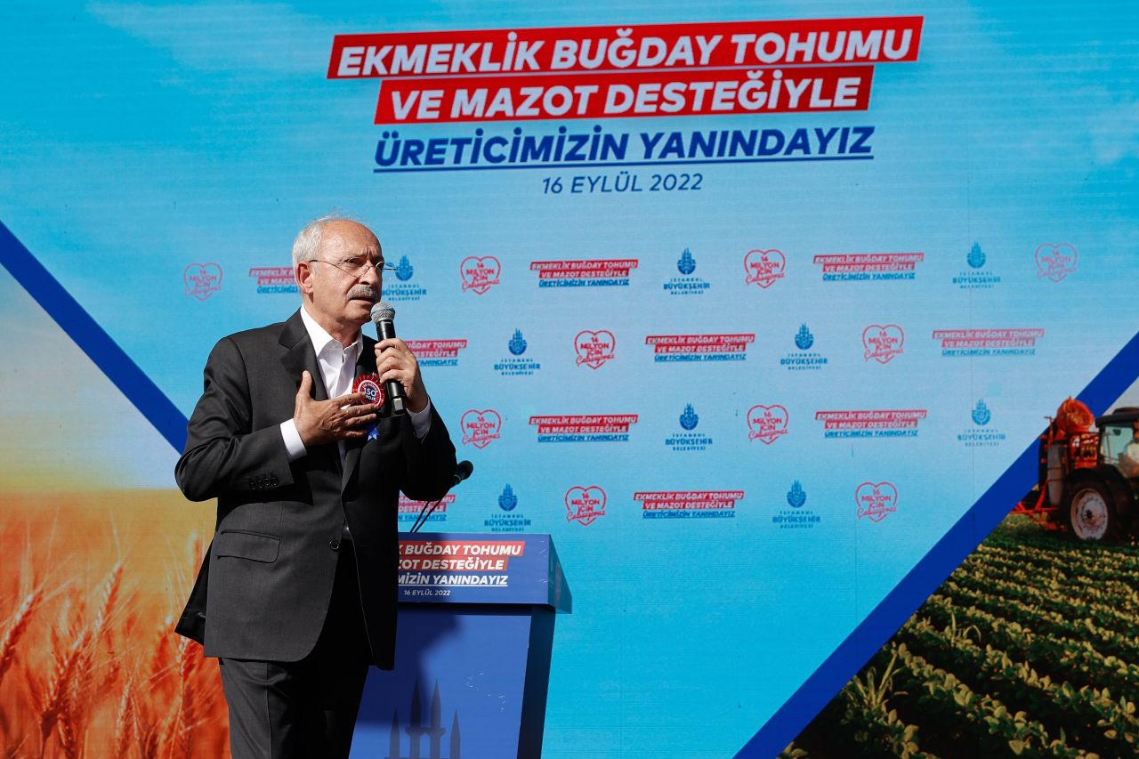 Kılıçdaroğlu'nun katıldığı mazot dağıtım töreninde traktöre mazot verilemedi! 1