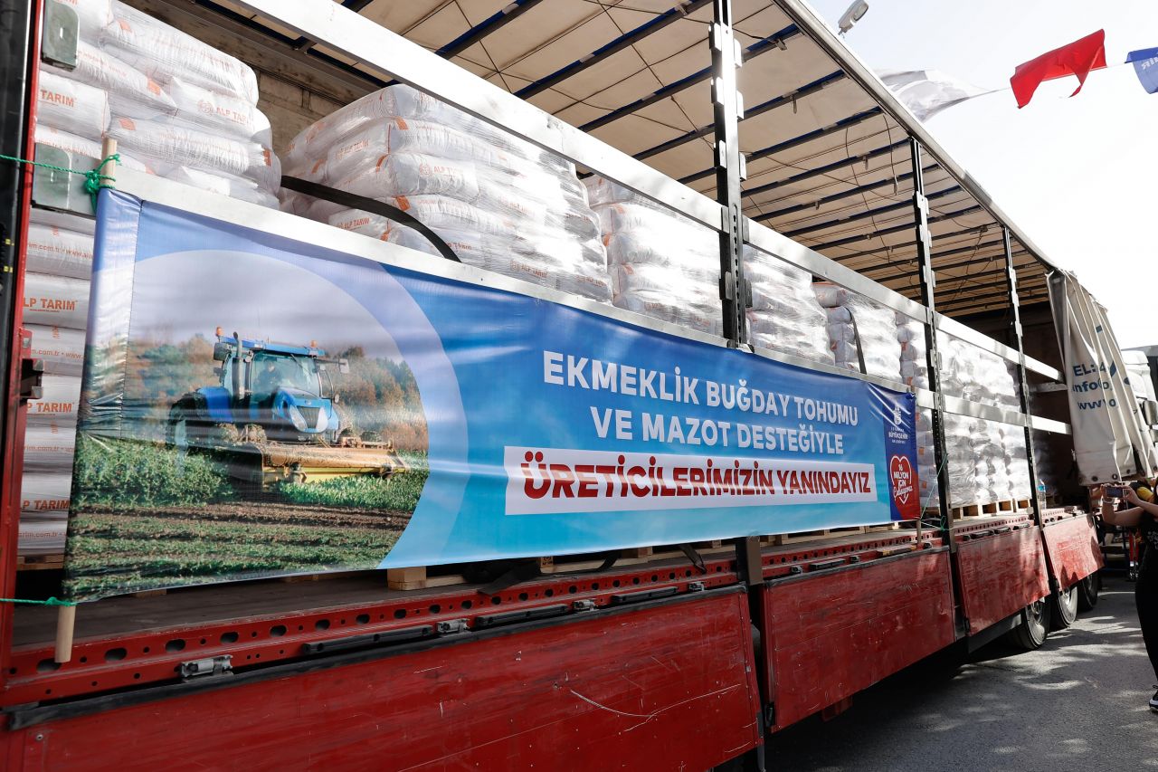 Kılıçdaroğlu'nun katıldığı mazot dağıtım töreninde traktöre mazot verilemedi! 5