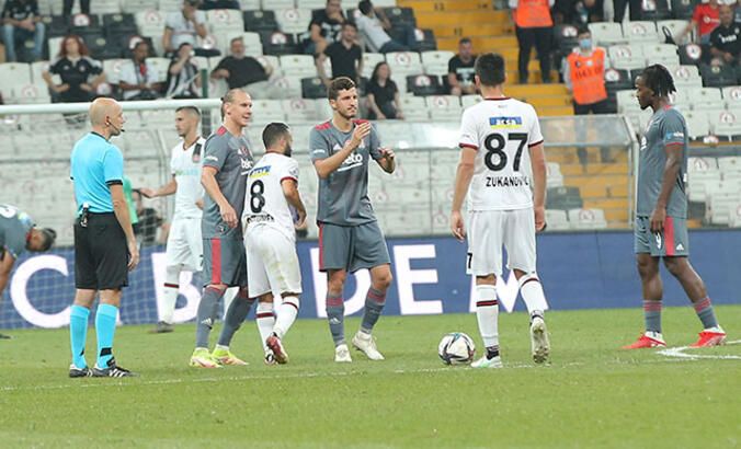Beşiktaş transferde bombayı patlattı! İmza atması an meselesi 6