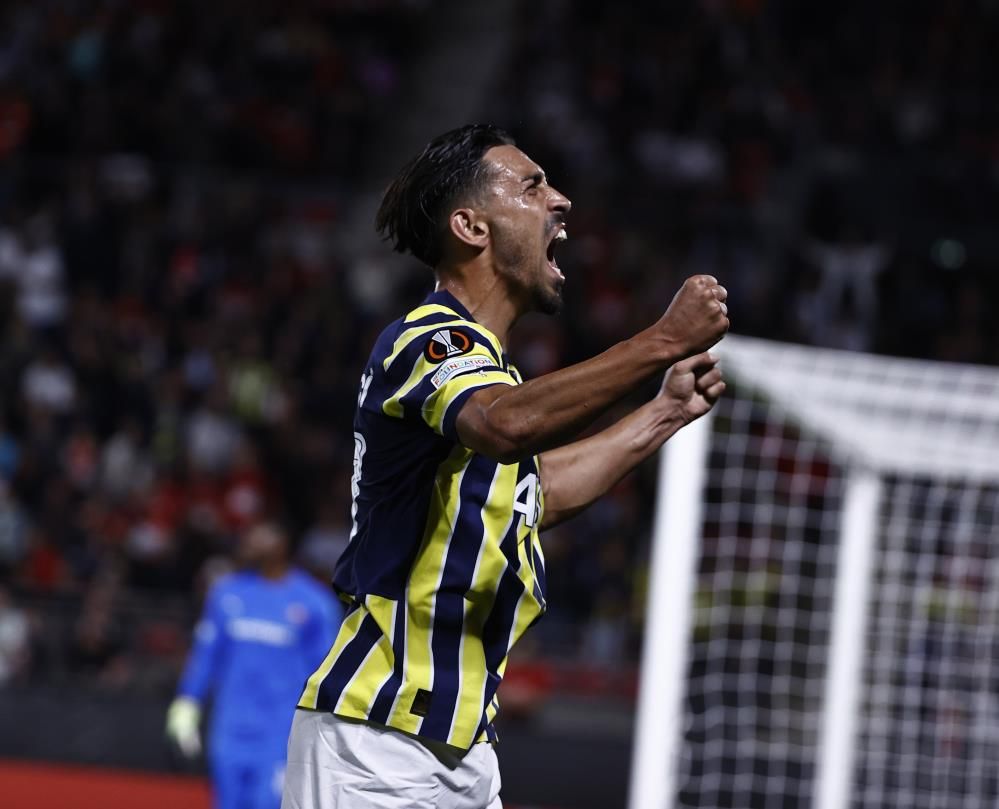 Jorge Jesus Lincoln Henrique'ye kariyerinde ilki yaşattı 3