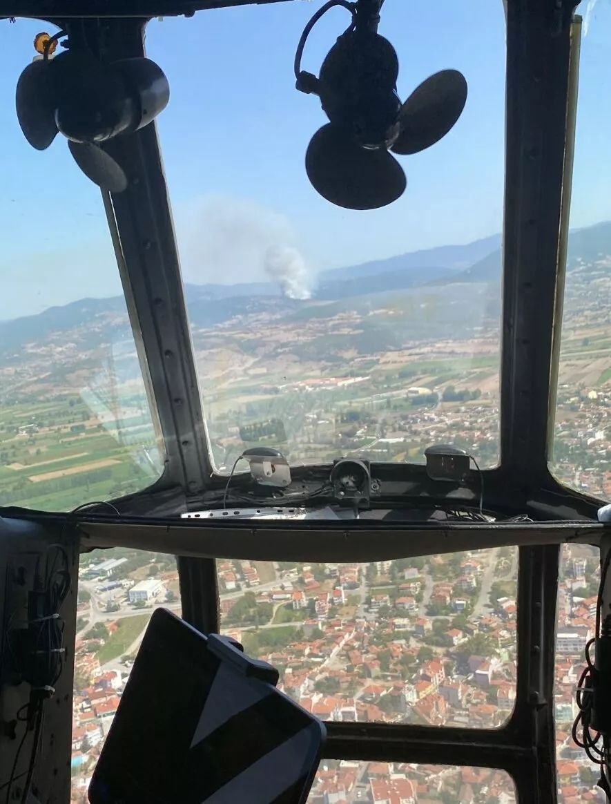 Balıkesir'de orman yangını: Havadan ve karadan müdahale ediliyor! 3
