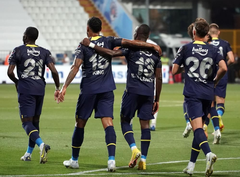 Fenerbahçeli futbolcuya dev transfer teklifi 4