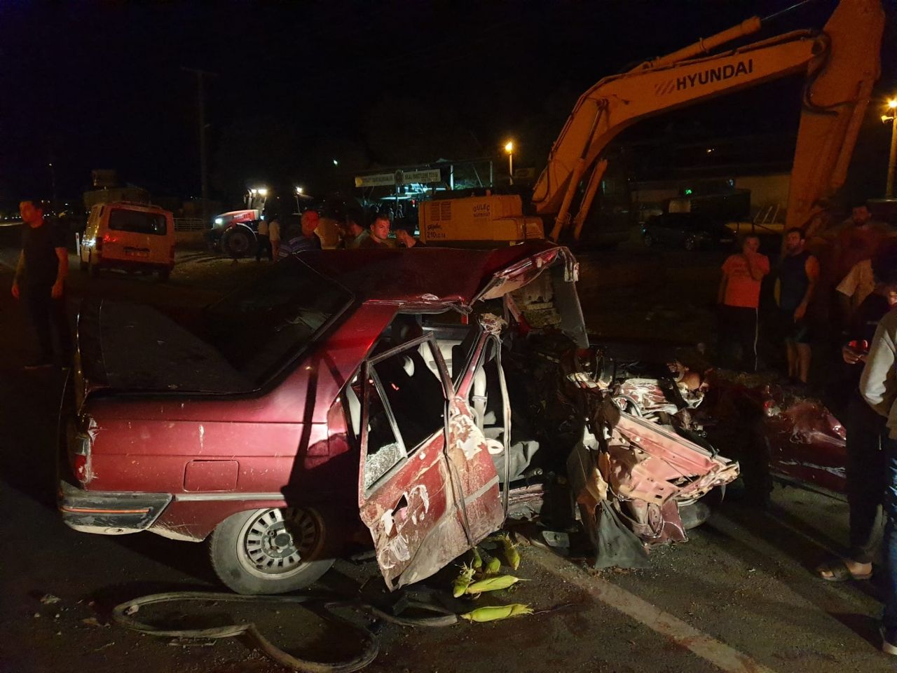 Samsun'da fındık işçilerini taşıyan minibüs ile otomobil çarpıştı: 2 ölü, 4 yaralı 1