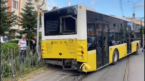 İstanbul güne böyle başladı: Kabataş-Bağcılar tramvayında İETT aracı kaza yaptı! 2