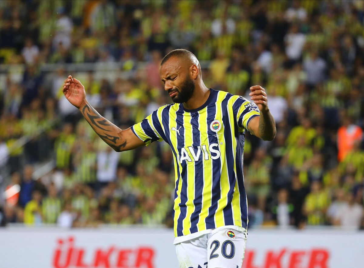 Joao Pedro'nun kaçırdığı penaltı sonrası dikkat çeken detay 5