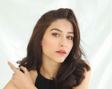 Miss Turkey Finalisti Olmak İçin Estetik Oldu! İşte Mira Atagül'ün Eski Hali 7