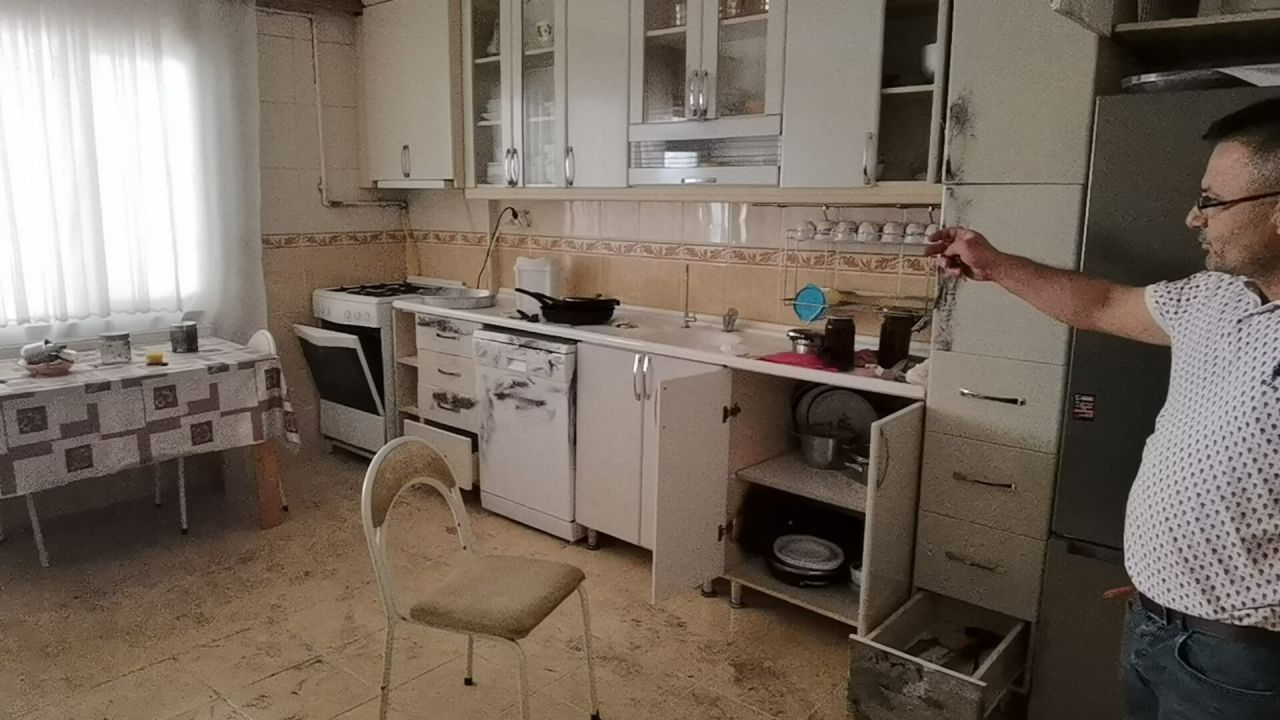Evine gelen gurbetçiye hırsız şoku: 20 gün boyunca kalıp evi talan etmişler 2