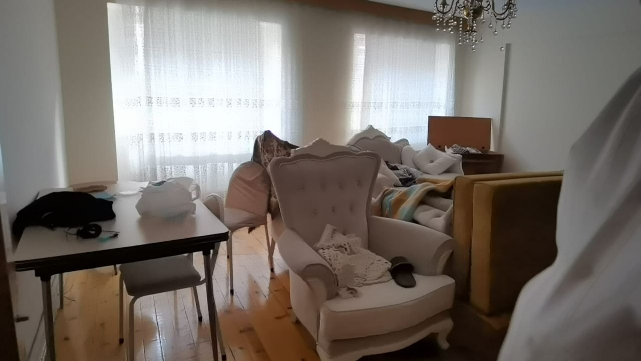 Evine gelen gurbetçiye hırsız şoku: 20 gün boyunca kalıp evi talan etmişler 4