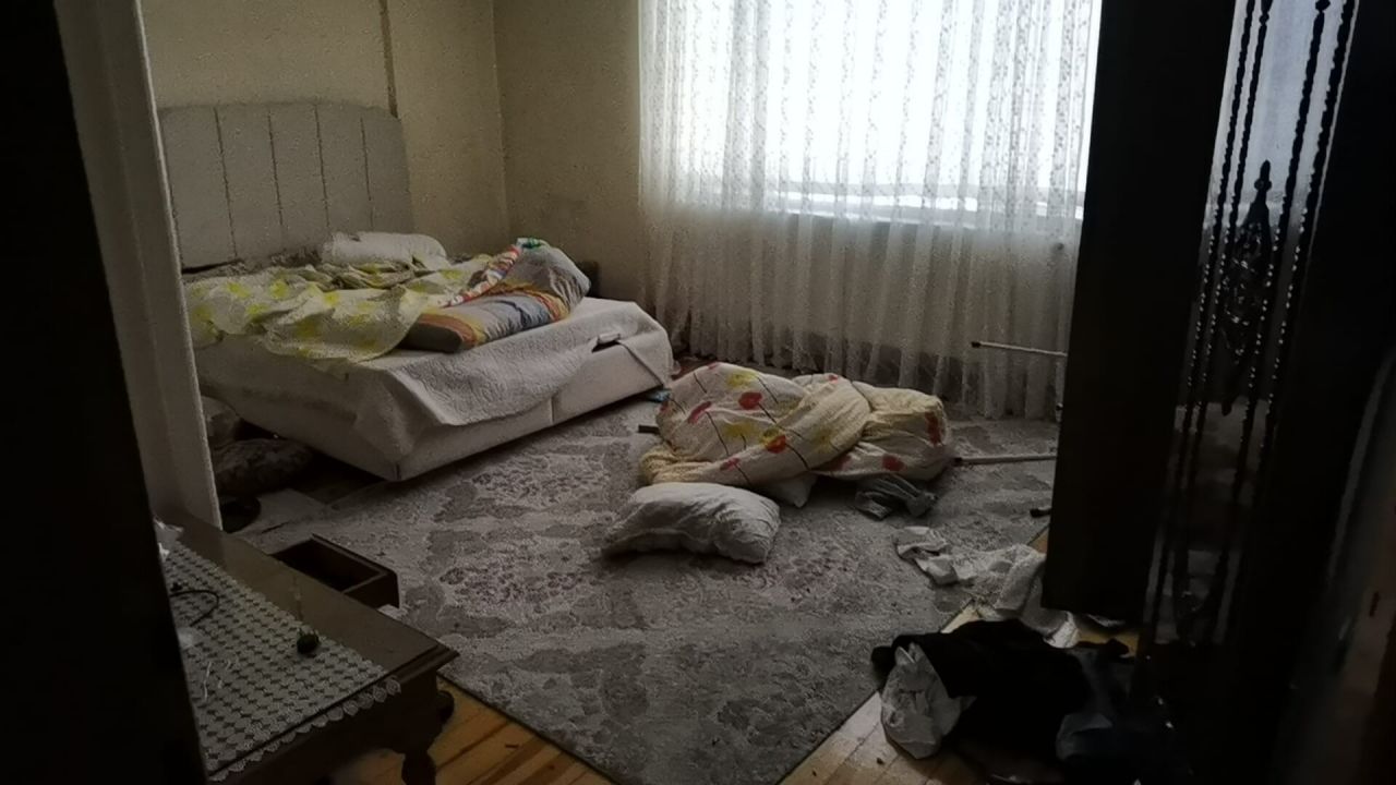 Evine gelen gurbetçiye hırsız şoku: 20 gün boyunca kalıp evi talan etmişler 5