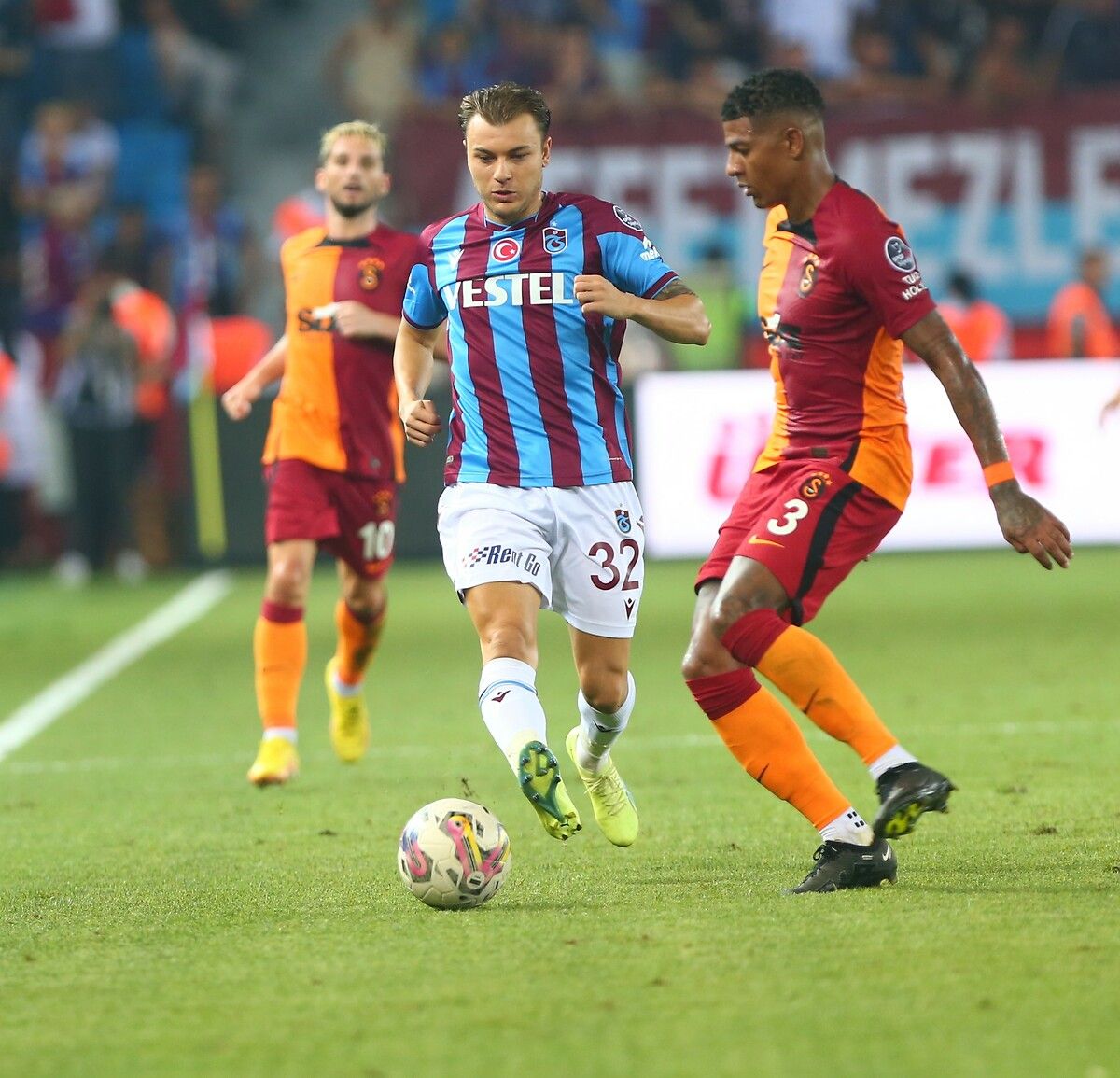 Herkes şaşkın! Galatasaray'da ortalığı karıştıran maaş 2