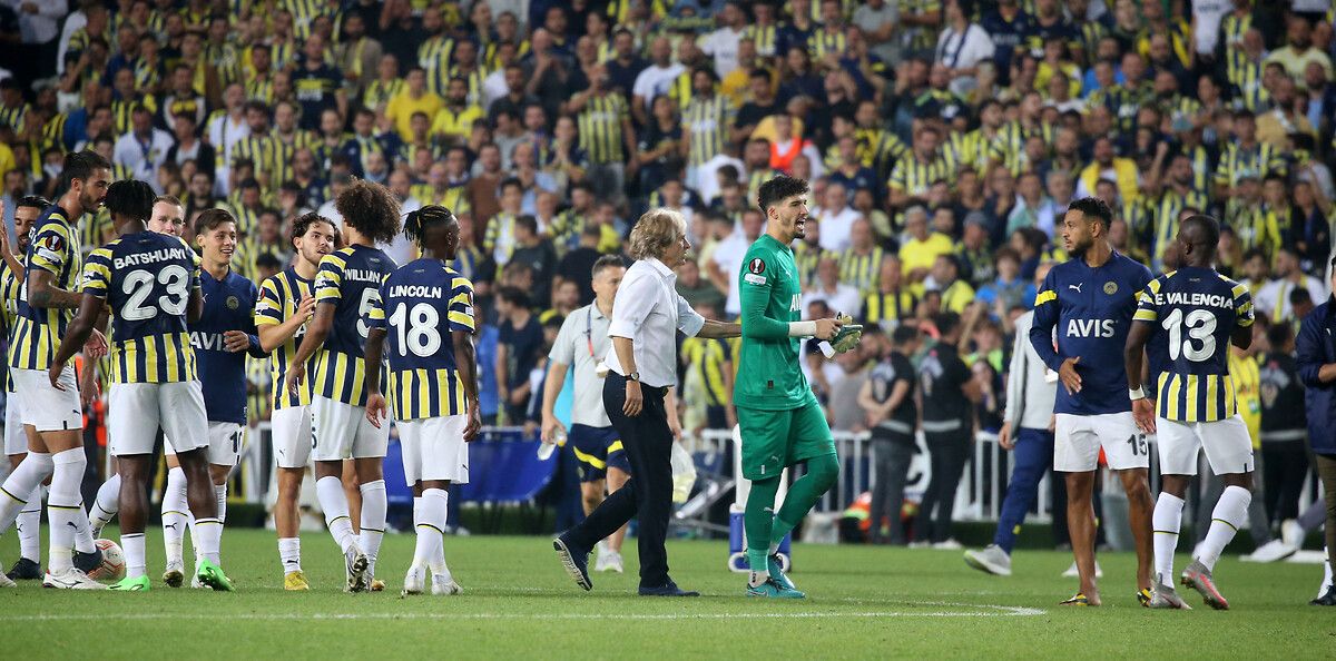 Avrupa devleri Fenerbahçeli futbolcu için geliyor 5