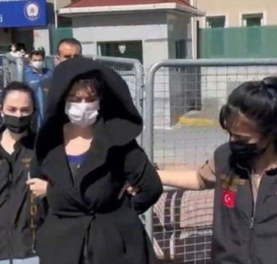 Annesinin kafasını satırla kesmişti... Kan donduran vahşette katil kız için karar verildi! 6