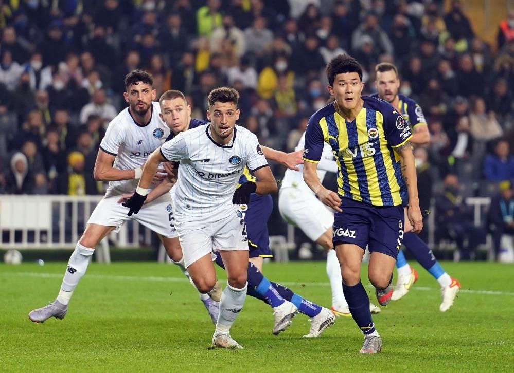 Kim Min-jae, devre arasında dünya devine gidiyor! 3