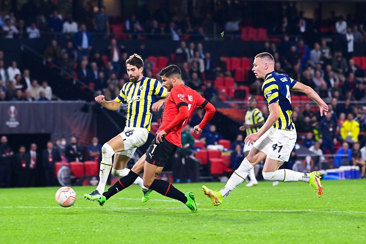 Fenerbahçe'ye Beşiktaş derbisi öncesi büyük şok 3