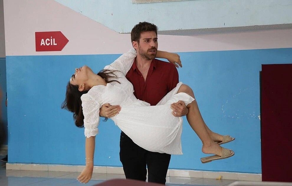 Yeni Sezonun Galibi Belli Oldu! Ne Yasak Elma Kaldı, Ne Kardeşlerim! Tozu Dumana Katıp Birinci Oldu! 14
