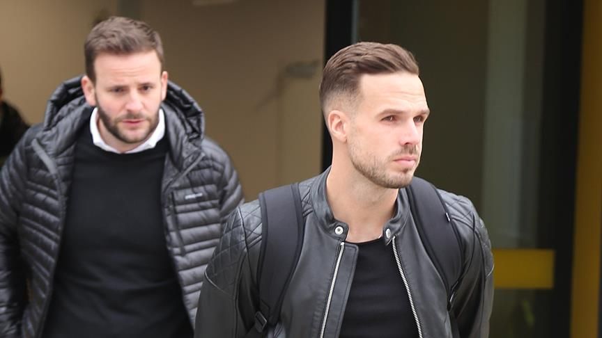 Fenerbahçe'de flaş ayrılık! Yıldız futbolcunun yeni takımı belli oldu... 4