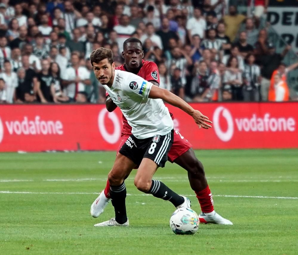 İşte Beşiktaş'ın Fenerbahçe derbisi için vereceği prim! 4