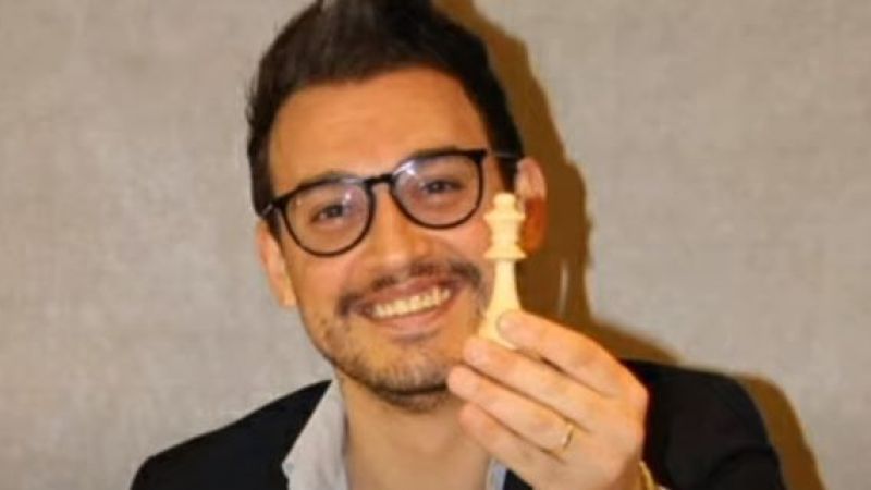 MasterChef Jürilerinin Yıllar Önceki Hali Alay Konusu Oldu! İşte Mehmet, Danilo ve Somer Şefin İnanılmaz Değişimleri 4
