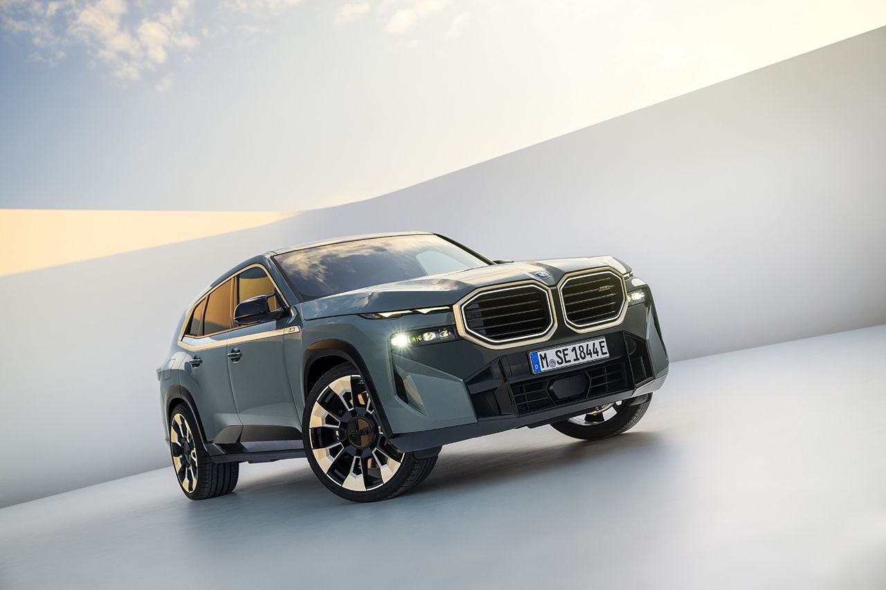BMW M serisi 50. yılına özel yeni elektrikli SUV modelini tanıttı 7