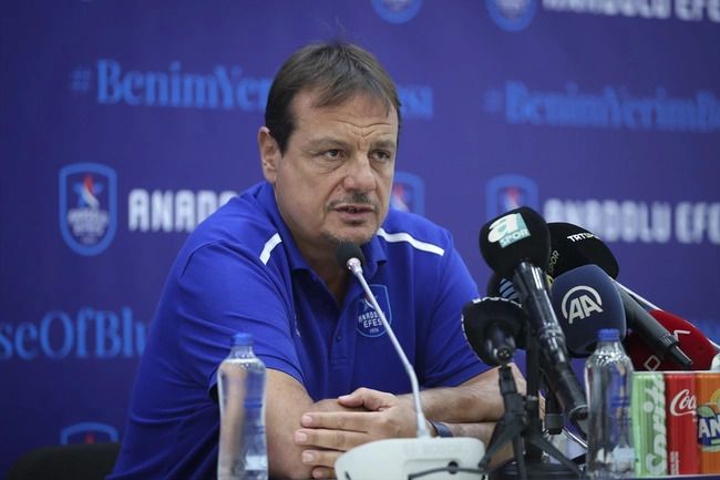 Ergin Ataman bir ilki başarmak istiyor! Bir kez daha EuroLeauge şampiyonluğu rekoru getirecek 1