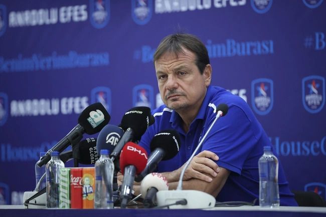 Ergin Ataman bir ilki başarmak istiyor! Bir kez daha EuroLeauge şampiyonluğu rekoru getirecek 2