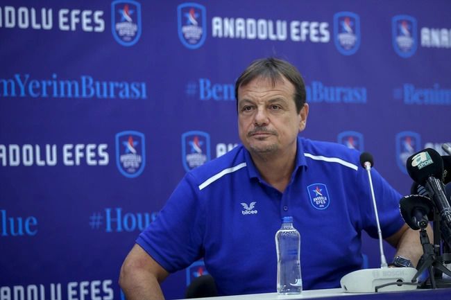 Ergin Ataman bir ilki başarmak istiyor! Bir kez daha EuroLeauge şampiyonluğu rekoru getirecek 3