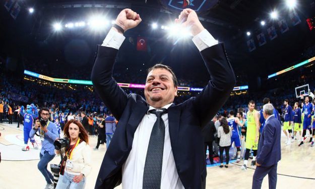 Ergin Ataman bir ilki başarmak istiyor! Bir kez daha EuroLeauge şampiyonluğu rekoru getirecek 6