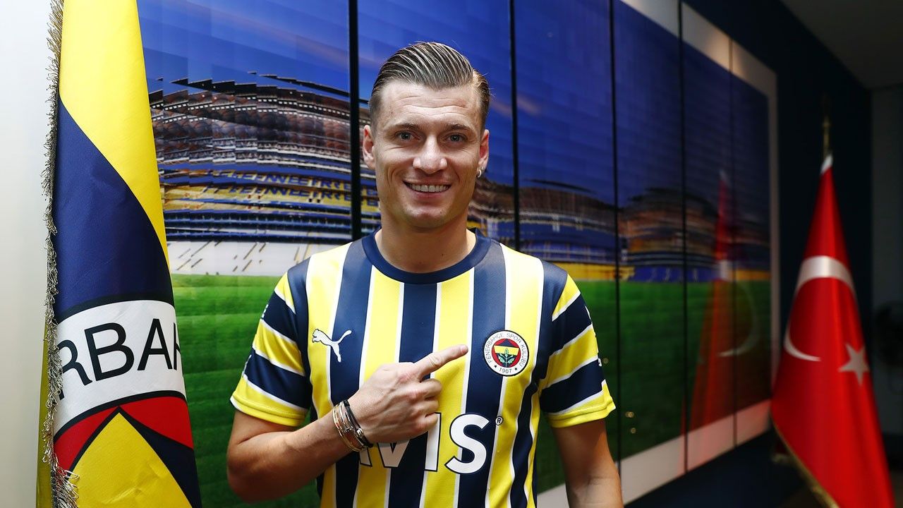 Fenerbahçe'nin yıldızı Ezgjan Alioski, Beşiktaş derbisine bileniyor: Hep birlikte savaşacağız 1