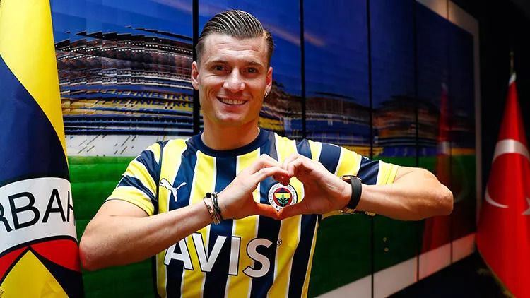 Fenerbahçe'nin yıldızı Ezgjan Alioski, Beşiktaş derbisine bileniyor: Hep birlikte savaşacağız 2