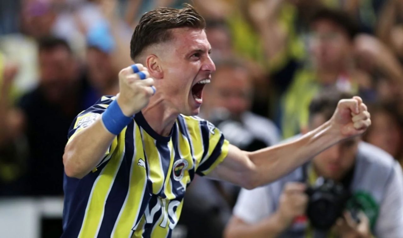 Fenerbahçe'nin yıldızı Ezgjan Alioski, Beşiktaş derbisine bileniyor: Hep birlikte savaşacağız 7
