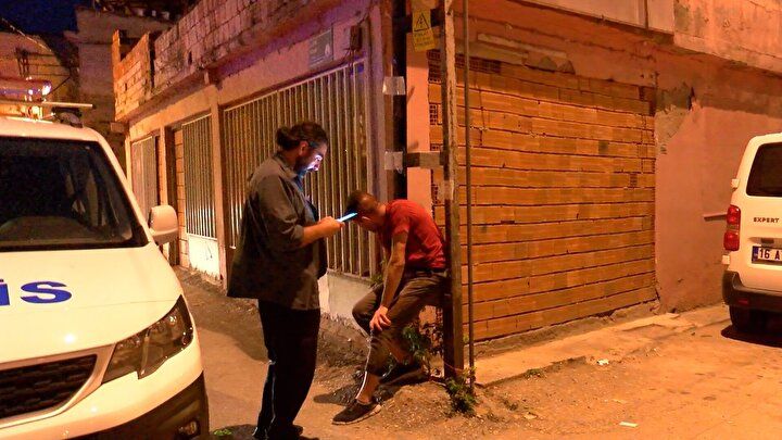 Mahalleli, dövüp zincirle direğe astı! Yanındaki notlar şaşırttı... 5