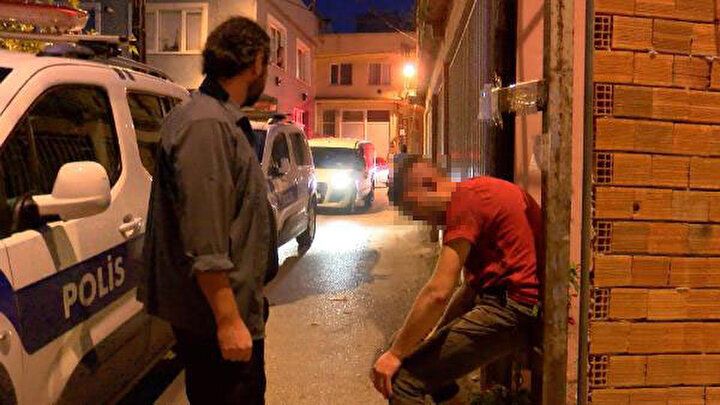 Mahalleli, dövüp zincirle direğe astı! Yanındaki notlar şaşırttı... 2