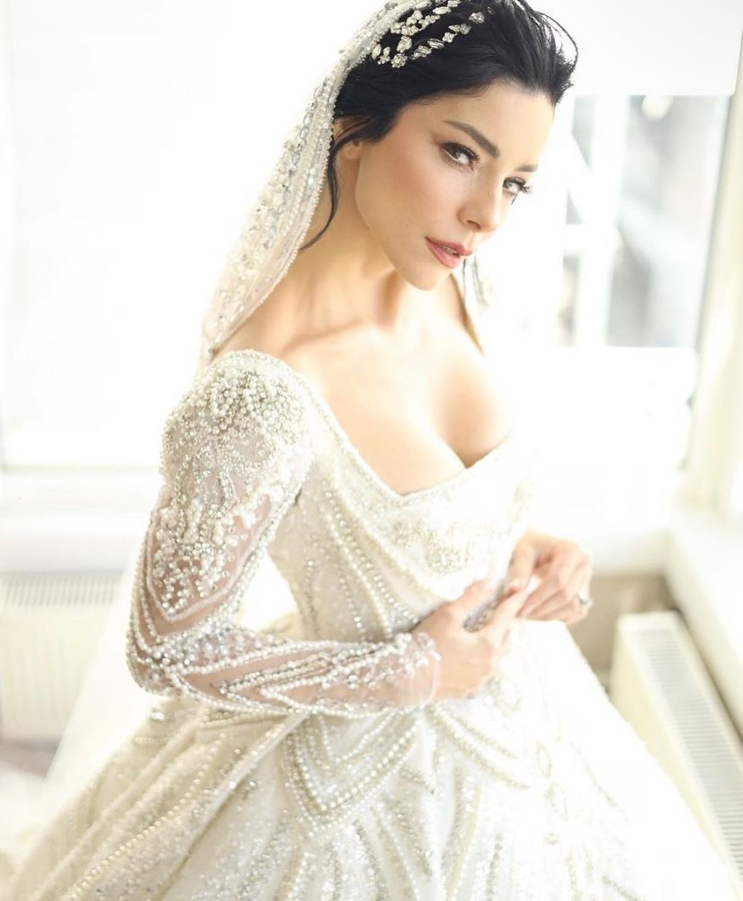 İddialar doğru çıktı! Merve Boluğur ile Mert Aydın bugün evleniyor 18