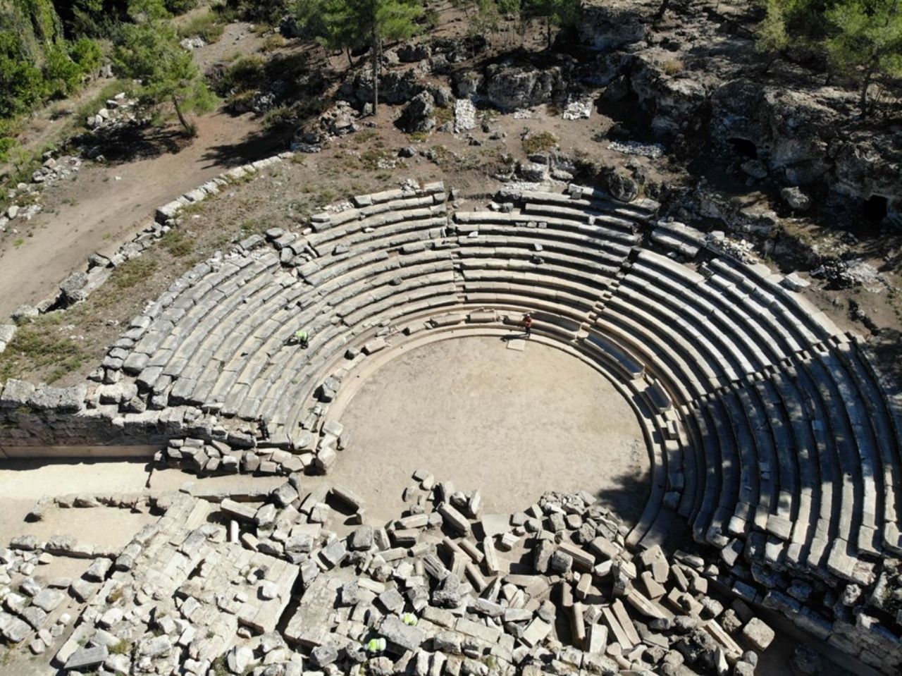 Muğla Hyllarima Antik Kenti’ndeki asırlık tiyatro ve tümülüs turizme kazandırıldı 1