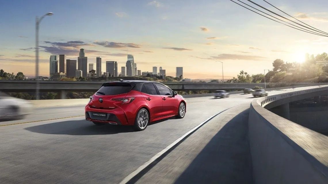 Toyota Modelleri İçin Çılgın İndirim Geldi! Toyota Yeni Fiyat Listesinde Her Modelde Ucuzluk Yağıyor 21