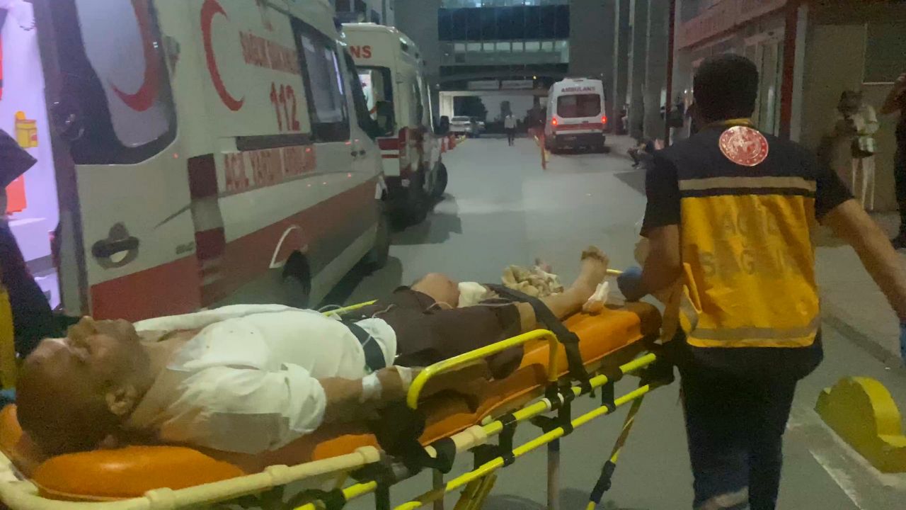 Komşu dehşeti! 'Havaya ateş etme' uyarısı yapan komşusunu sokak ortasında vurdu! 2