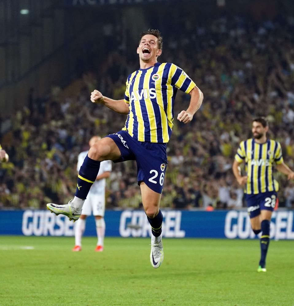 Fenerbahçe'den Ersin Destanoğlu formülü 1