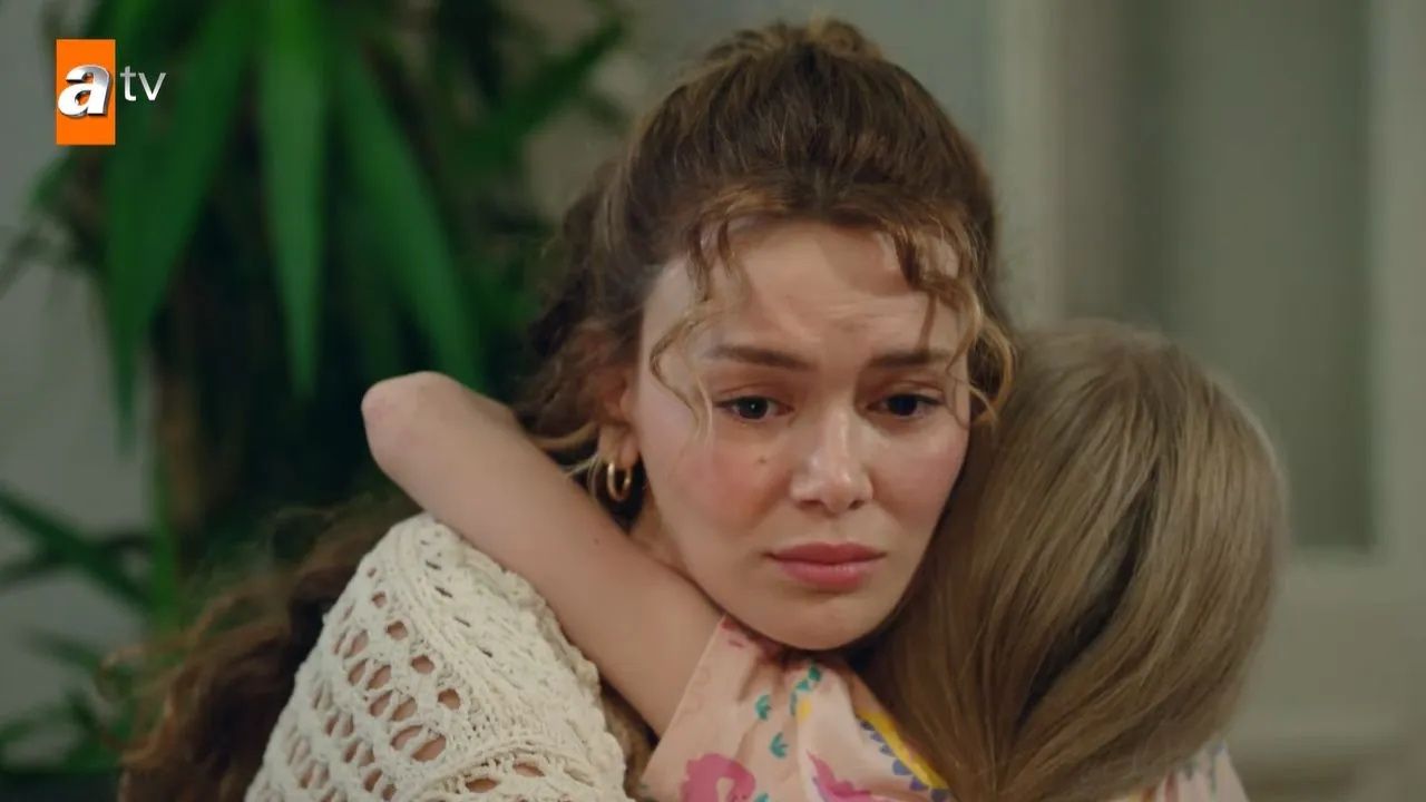 Bir Küçük Gün Işığı Dizisinde Erken Ayrılık! Başrol Oyuncusu 5 Bölüm Dayanabildi! 6
