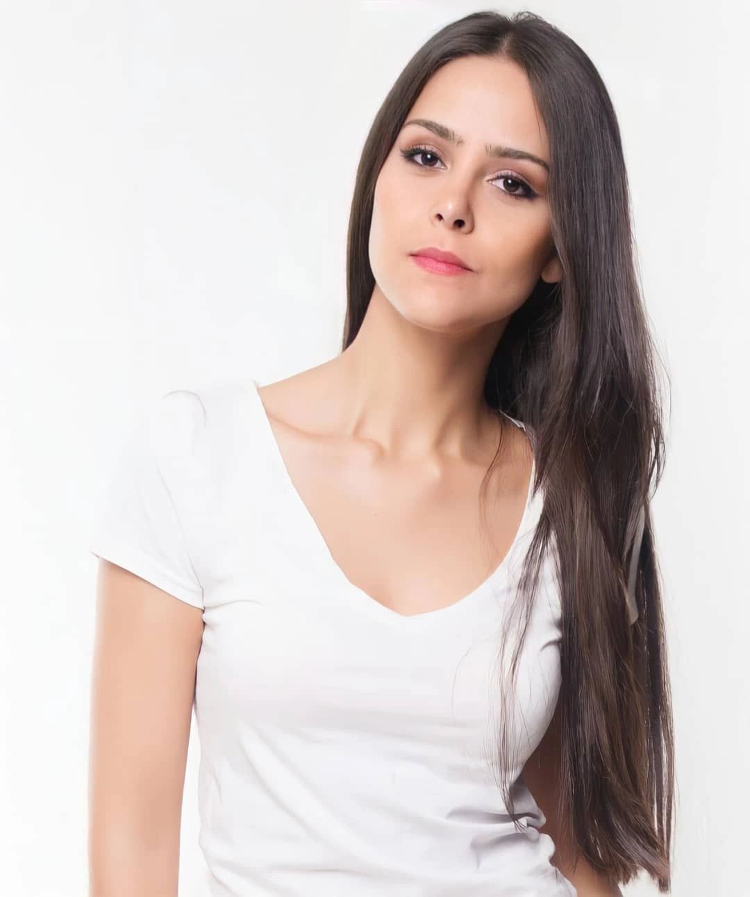 Yalnız Kurt Dizisine İkinci Sezon Transferi! Anne Olunca Ara Vermişti, Ünlü Oyuncu Ekrana Dönüyor 8