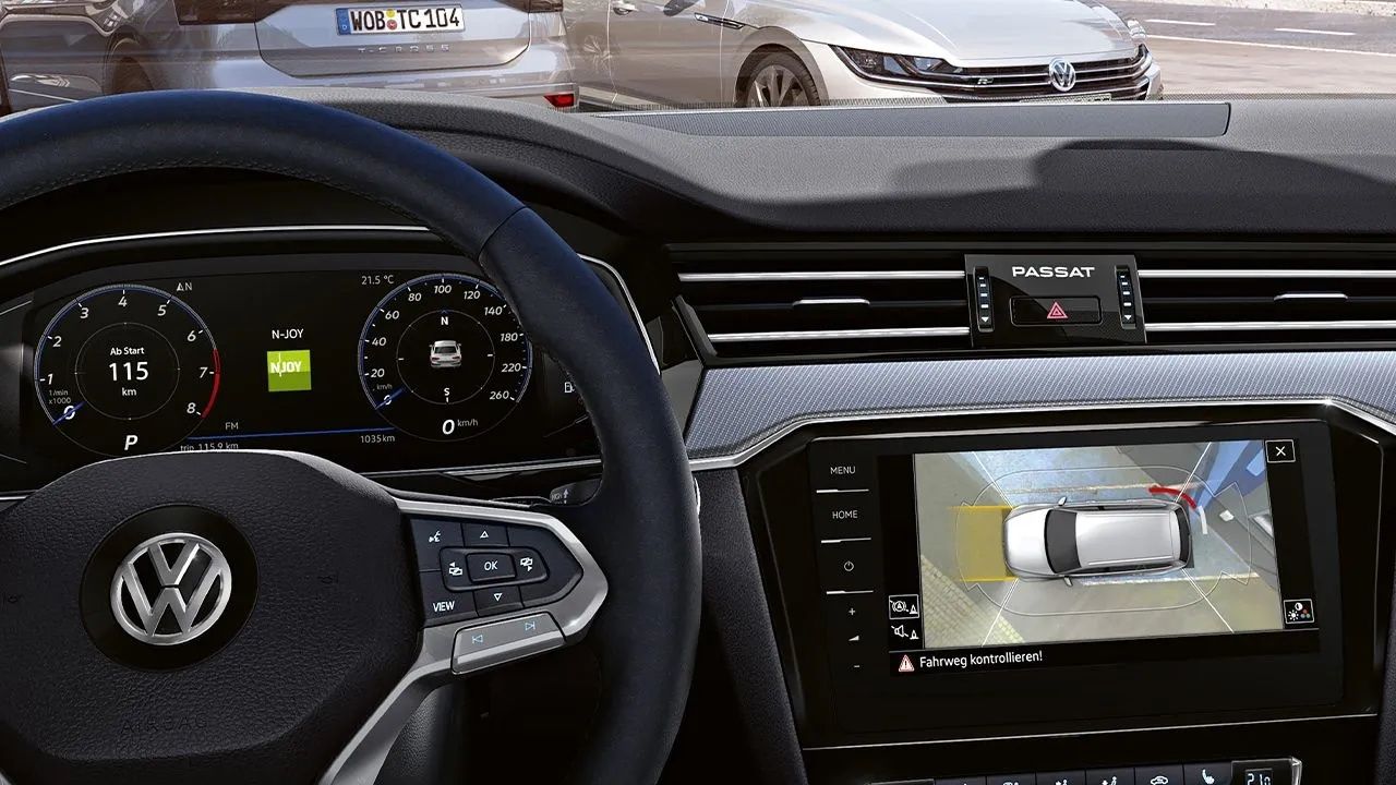 Volkswagen Passat Son Fiyat Listesiyle SUV'lara Kafa Tutuyor! Bu Yılın Sonunda Son Kez Banttan İniyor 12